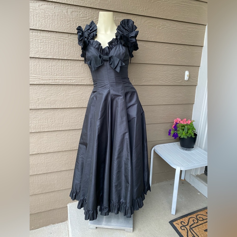 Victor Costa Vintage Black Glam Old Hollywood Cocktail Women’s size 8